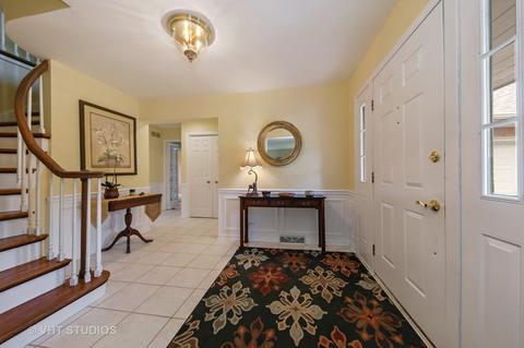 128 Post Rd, Burr Ridge, IL 60527 photo 3
