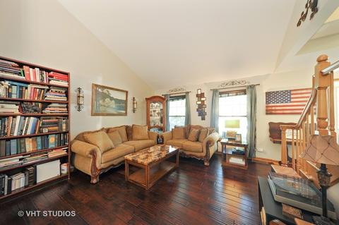 1015 Helen Dr, Algonquin, IL 60102 photo 3