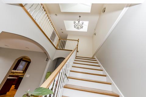 274 Center Ave, Wheeling, IL 60090 photo 10