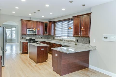 274 Center Ave, Wheeling, IL 60090 photo 8