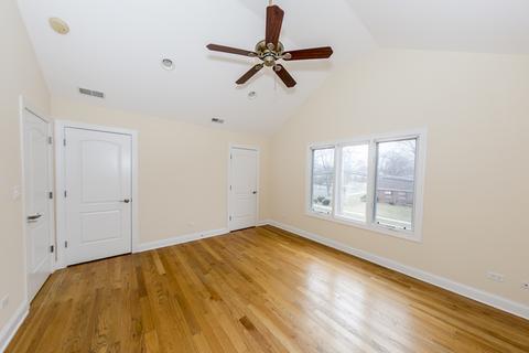 274 Center Ave, Wheeling, IL 60090 photo 12