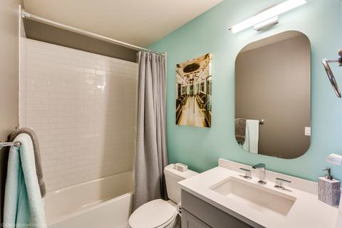 250 E Pearson St #2901, Chicago, IL 60611 photo 12