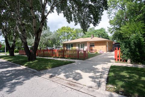 630 S Wayne Pl, Wheeling, IL 60090 photo 3