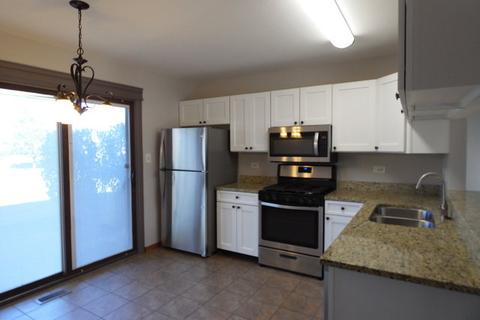 4488 Opal Dr, Hoffman Estates, IL 60192 photo 4