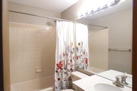4488 Opal Dr, Hoffman Estates, IL 60192 photo 7