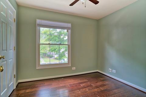 1679 Williamsburg Ct #E, Wheaton, IL 60189 photo 20