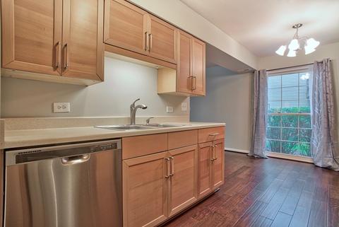1679 Williamsburg Ct #E, Wheaton, IL 60189 photo 11