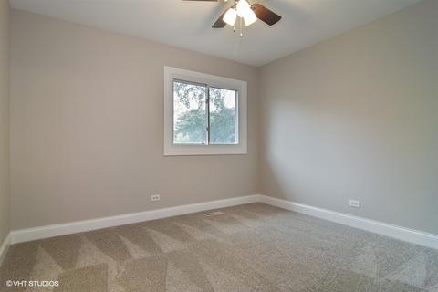 4240 Eisenhower Cir, Hoffman Estates, IL 60192 photo 13