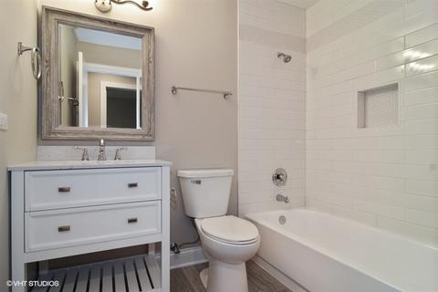 4240 Eisenhower Cir, Hoffman Estates, IL 60192 photo 12