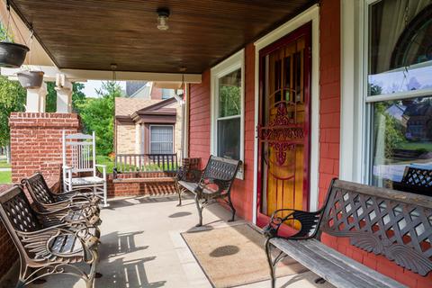 317 Hamilton Ave, Elgin, IL 60123 photo 3