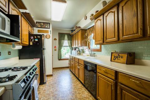 317 Hamilton Ave, Elgin, IL 60123 photo 12