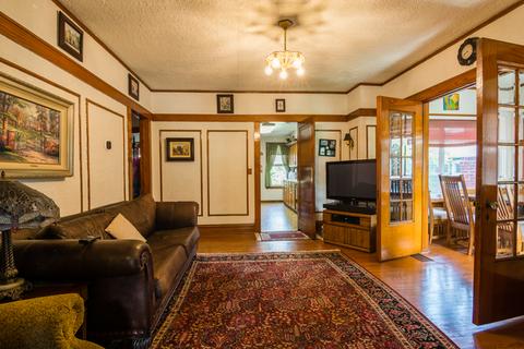 317 Hamilton Ave, Elgin, IL 60123 photo 9