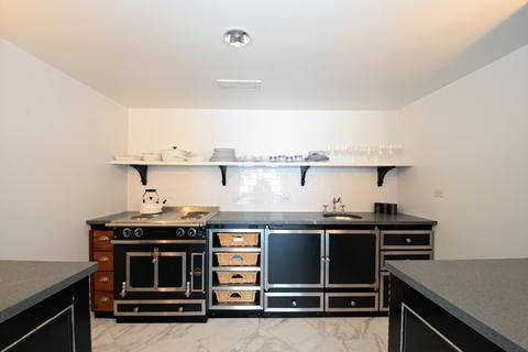 175 E Delaware Pl #7807, Chicago, IL 60611 photo 6