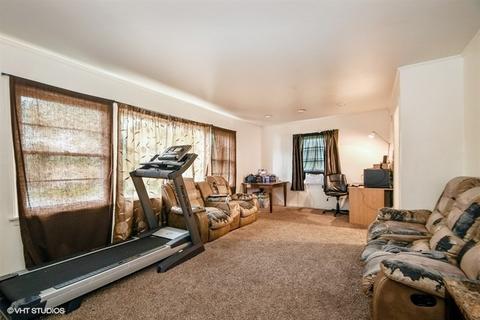17401 Longfellow Ave, Hazel Crest, IL 60429 photo 4