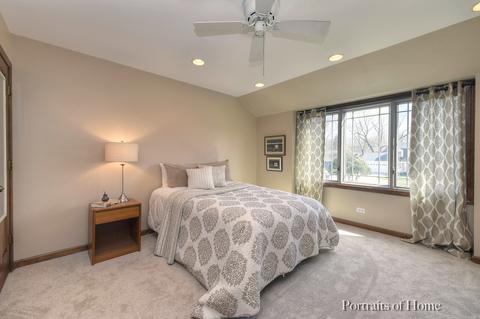 1765 Maple Ln, Wheaton, IL 60187 photo 10