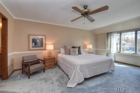 1765 Maple Ln, Wheaton, IL 60187 photo 7