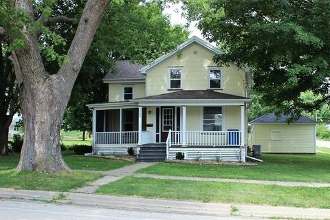 120 Maple Ave, Morrison, IL 61270 photo 1