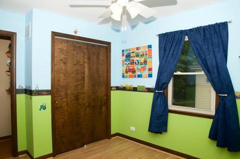 924 Houston Ave, Elgin, IL 60120 photo 19