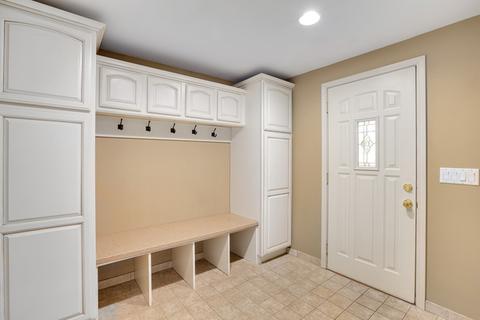 1112 Forest Dr, Elgin, IL 60123 photo 12