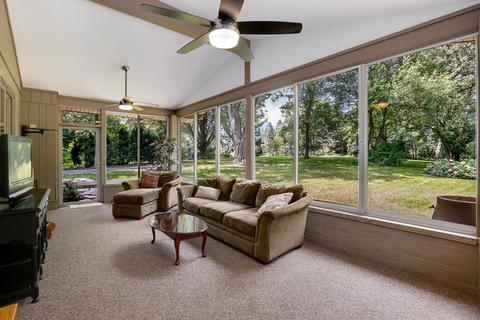1112 Forest Dr, Elgin, IL 60123 photo 25