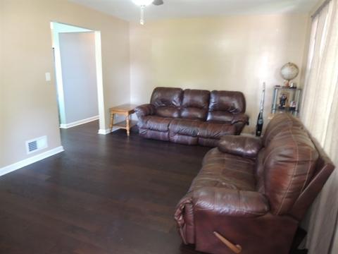 1001 W 2nd St, Spring Valley, IL 61362 photo 4