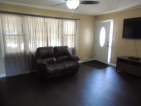 1001 W 2nd St, Spring Valley, IL 61362 photo 2