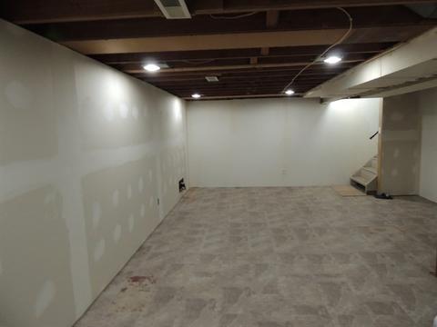 1001 W 2nd St, Spring Valley, IL 61362 photo 14