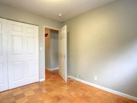702 E Perimeter Rd, Rantoul, IL 61866 photo 16