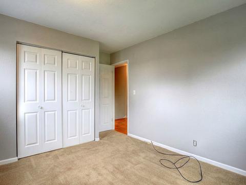 702 E Perimeter Rd, Rantoul, IL 61866 photo 10