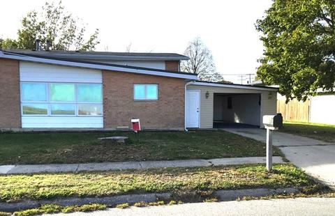 702 E Perimeter Rd, Rantoul, IL 61866 photo 1