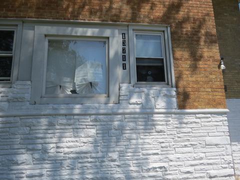 13711 S Avers Ave, Robbins, IL 60472 photo 2
