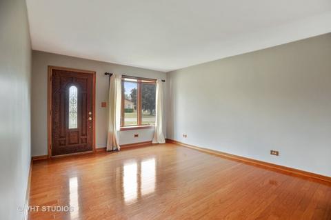 1306 N Fairview Ln, Mchenry, IL 60050 photo 2