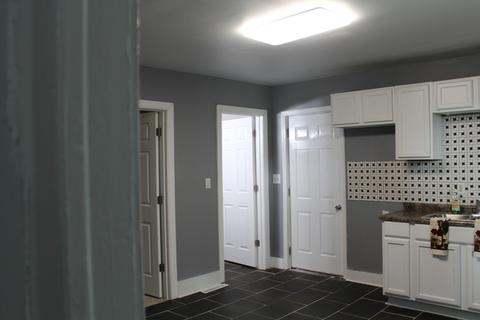 766 N Dearborn Ave, Kankakee, IL 60901 photo 3