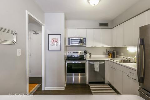 30 Elm St #16C, Chicago, IL 60611 photo 5
