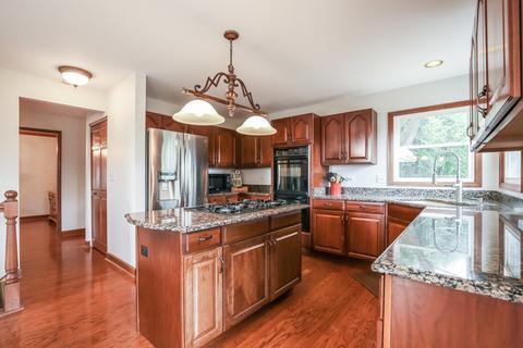 215 Farmhill Dr, Algonquin, IL 60102 photo 12