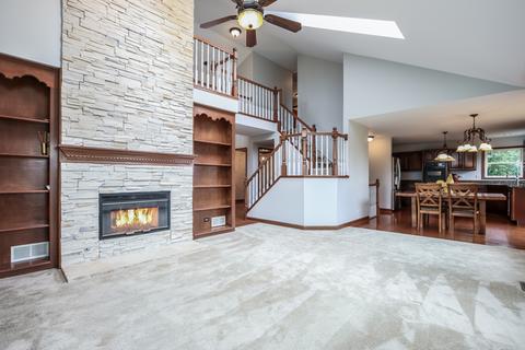 215 Farmhill Dr, Algonquin, IL 60102 photo 10