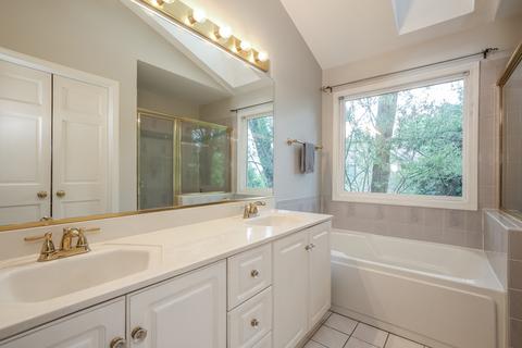 215 Farmhill Dr, Algonquin, IL 60102 photo 19