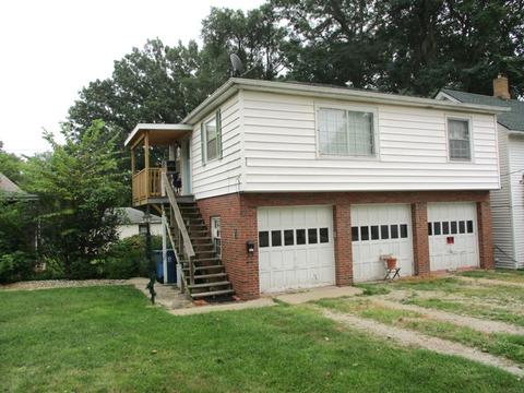 1728 1st St, Peru, IL 61354 photo 4