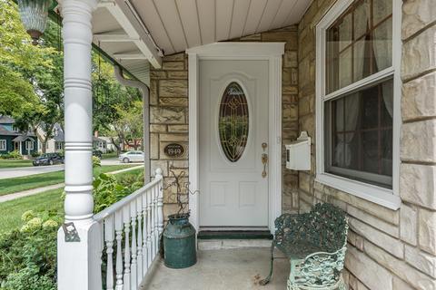 405 N Elm St, Itasca, IL 60143 photo 3