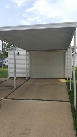120 W 4th St, Spring Valley, IL 61362 photo 5