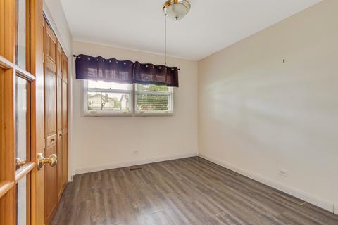 267 Bennett Ln, Des Plaines, IL 60016 photo 16