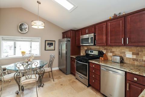 164 Eagle Point Rd, Fox Lake, IL 60020 photo 4