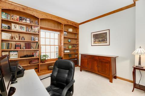130 N Beverly St, Wheaton, IL 60187 photo 14