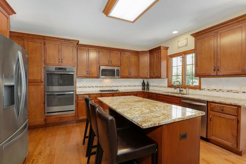 130 N Beverly St, Wheaton, IL 60187 photo 6