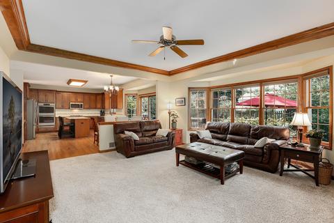 130 N Beverly St, Wheaton, IL 60187 photo 10