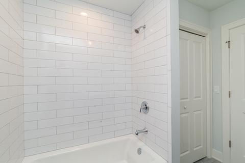 7331 W Higgins Ave, Chicago, IL 60656 photo 15