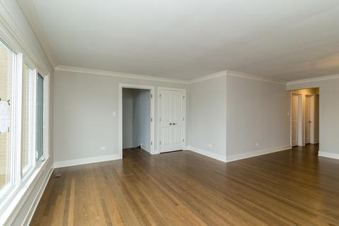 7331 W Higgins Ave, Chicago, IL 60656 photo 4