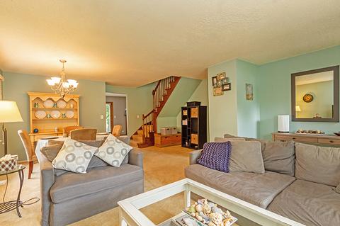 1024 Congress Dr, Bartlett, IL 60103 photo 7