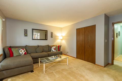 1024 Congress Dr, Bartlett, IL 60103 photo 10