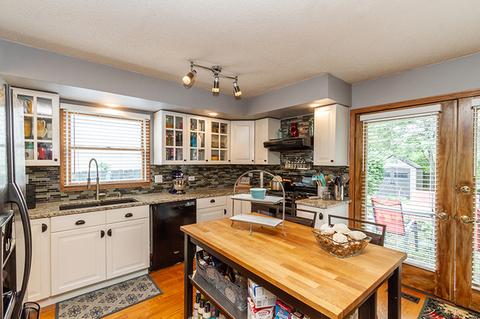 1024 Congress Dr, Bartlett, IL 60103 photo 17